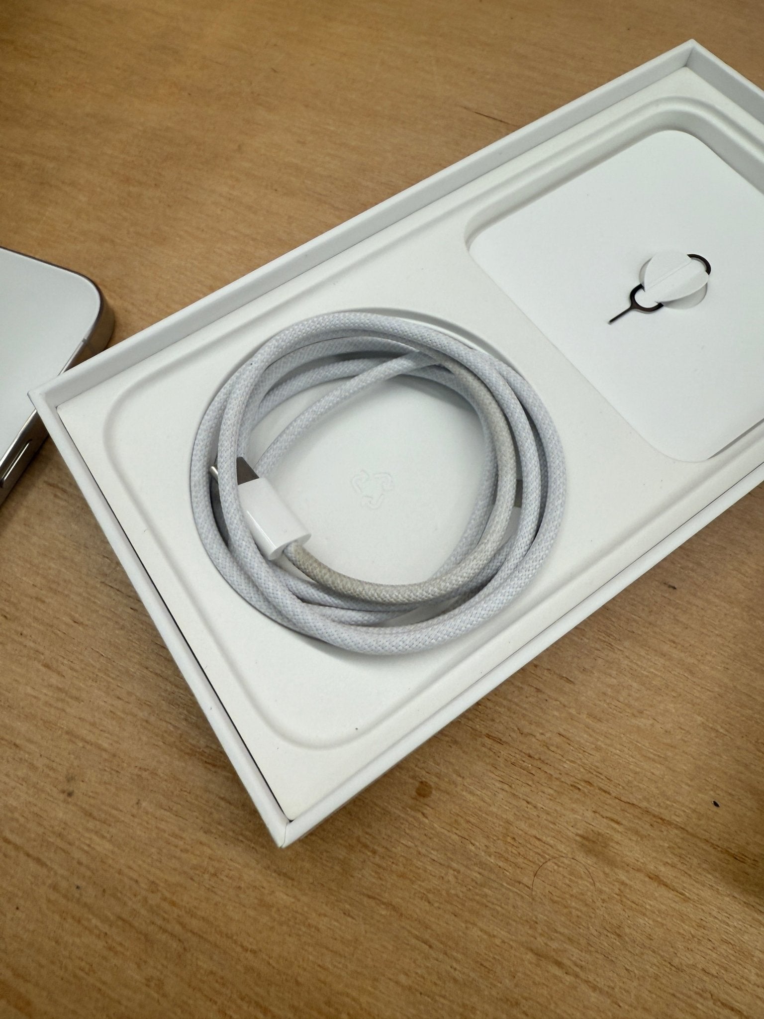 iPhone 15 Pro Max - trade.com.au