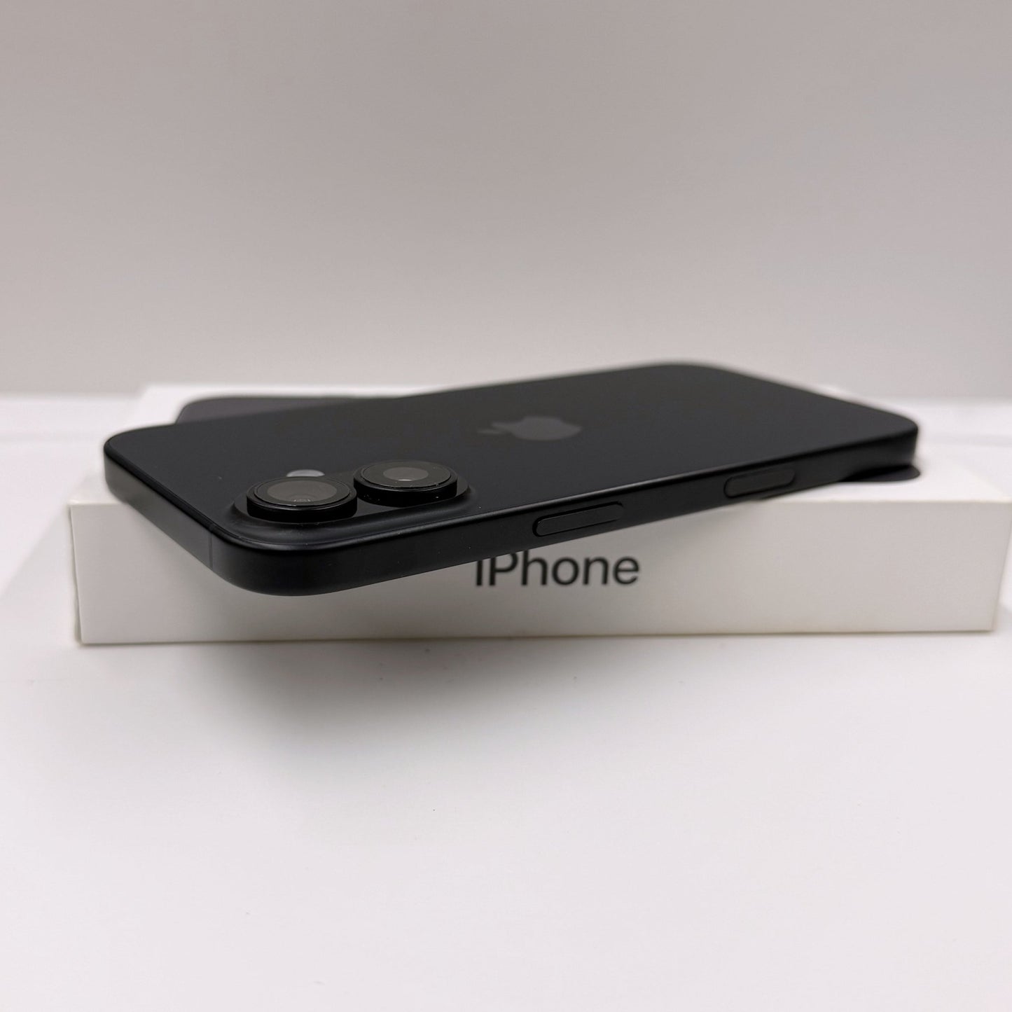 iPhone 16 128GB Black - trade.com.au
