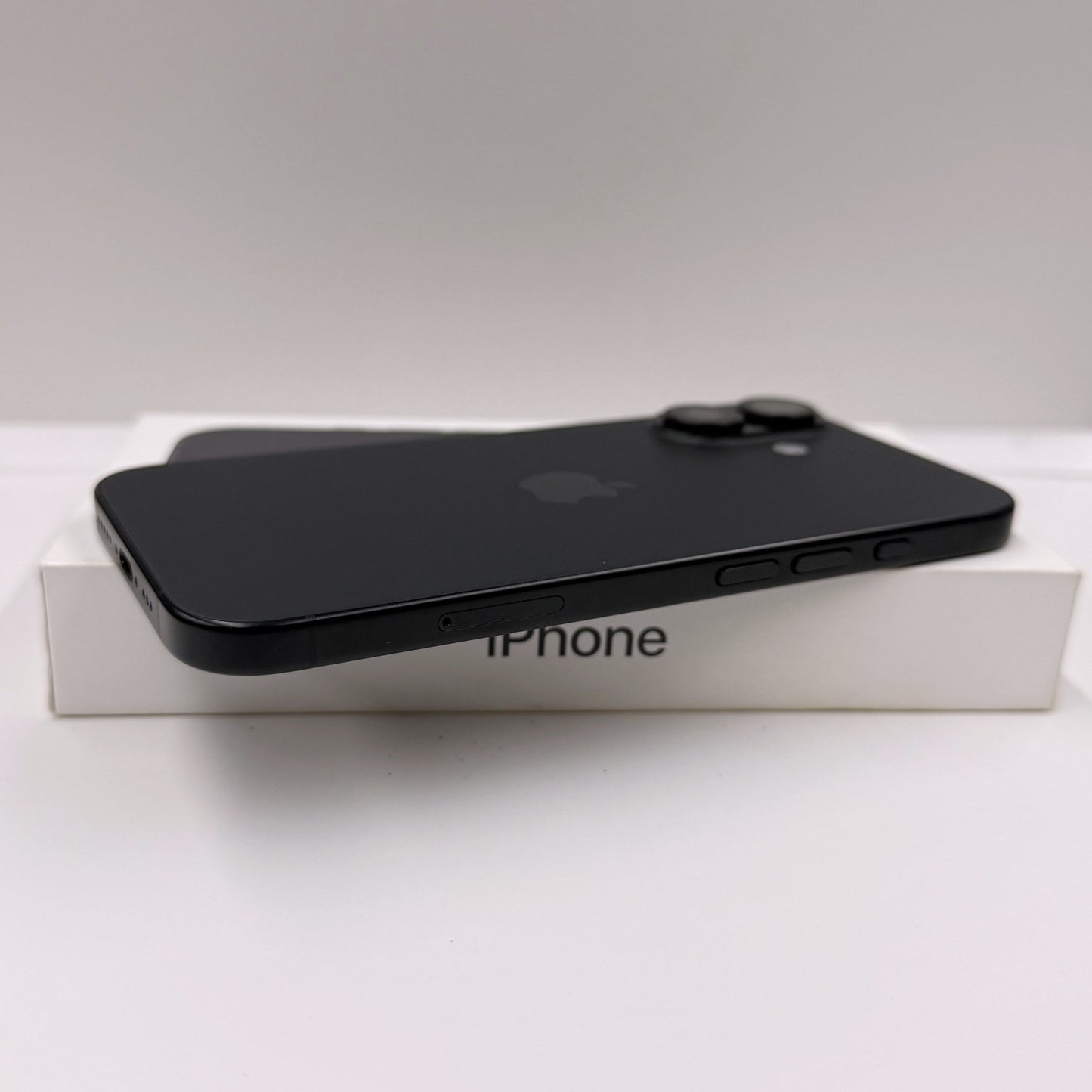 iPhone 16 128GB Black - trade.com.au