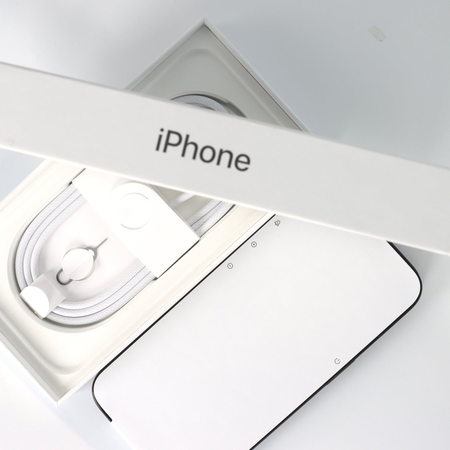 iPhone 16 - trade.com.au
