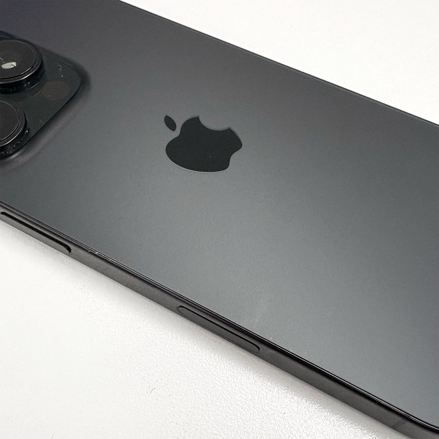 iPhone 16 Pro 128GB Black Titanium - trade.com.au
