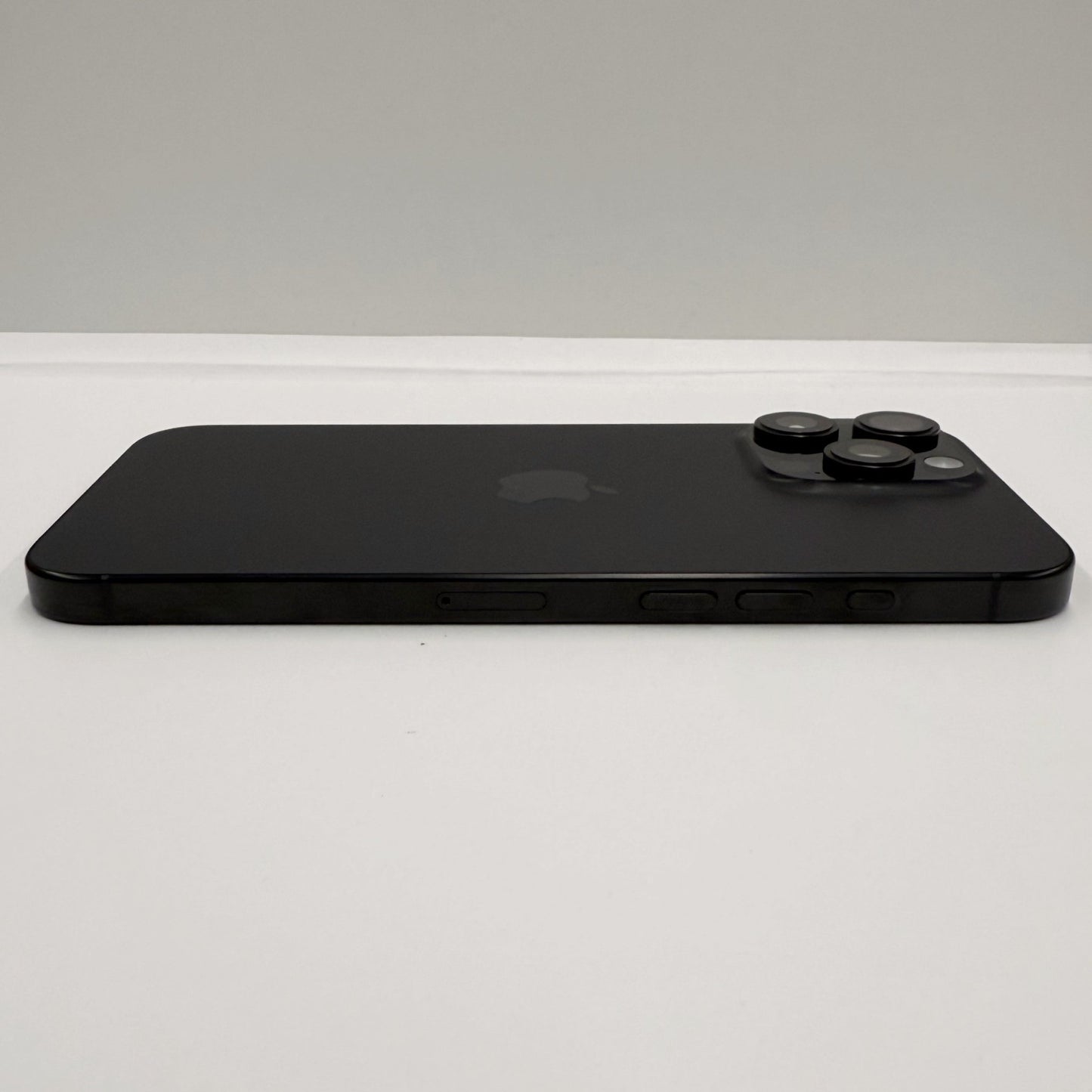 iPhone 16 Pro Max 256GB Black Titanium T8074 - trade.com.au