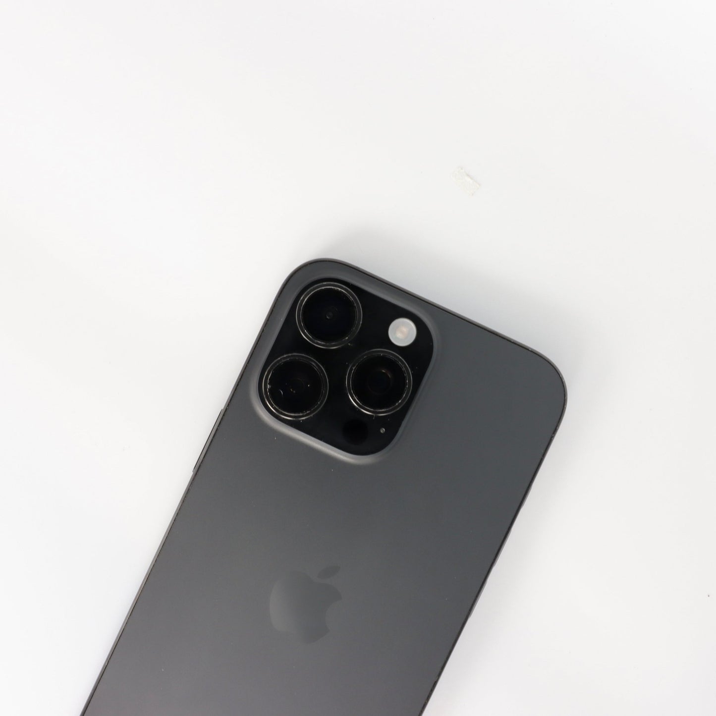 iPhone 16 Pro Max - trade.com.au