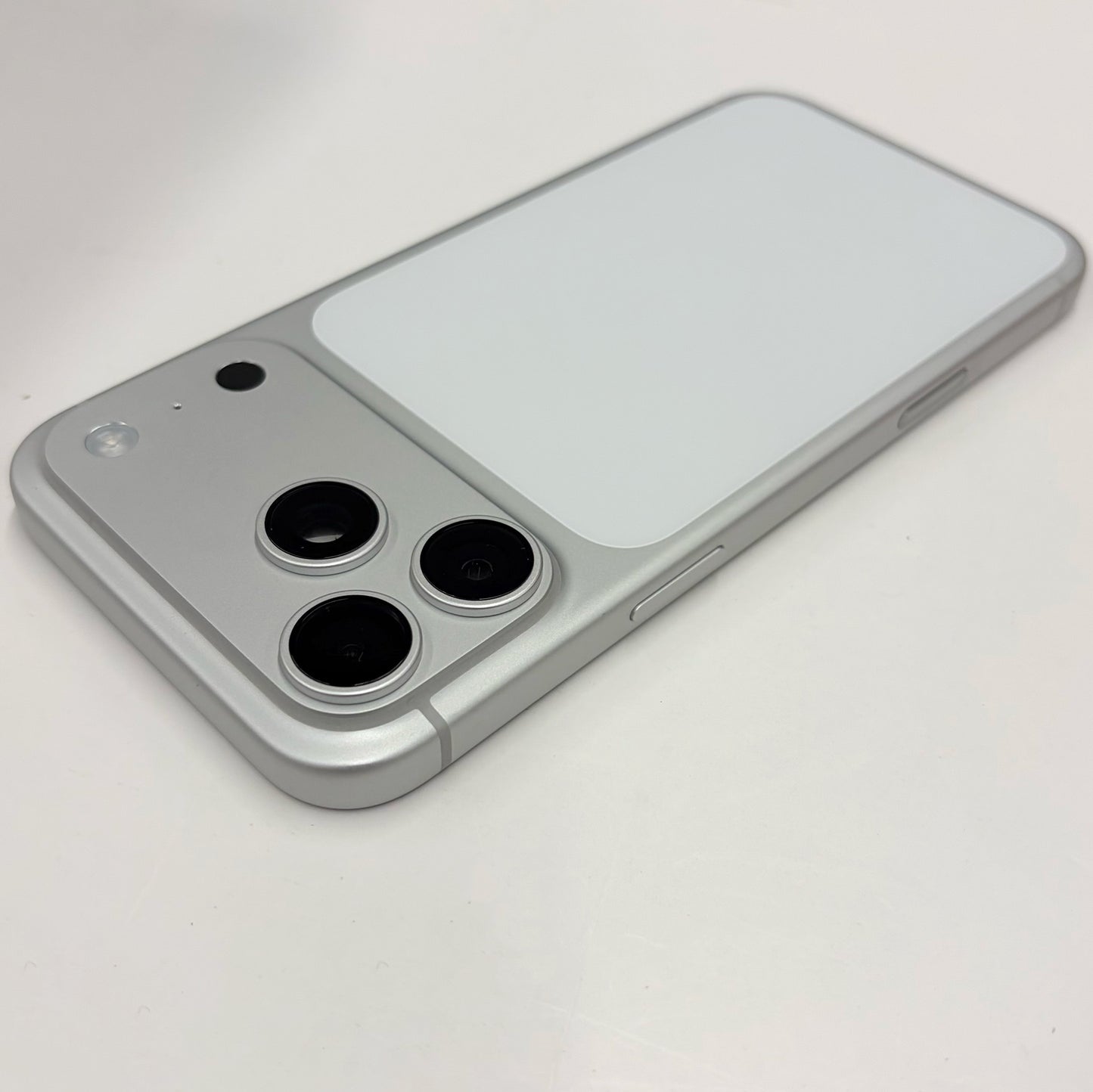 iPhone 17 Pro Max 512GB Silver Brand New T8885