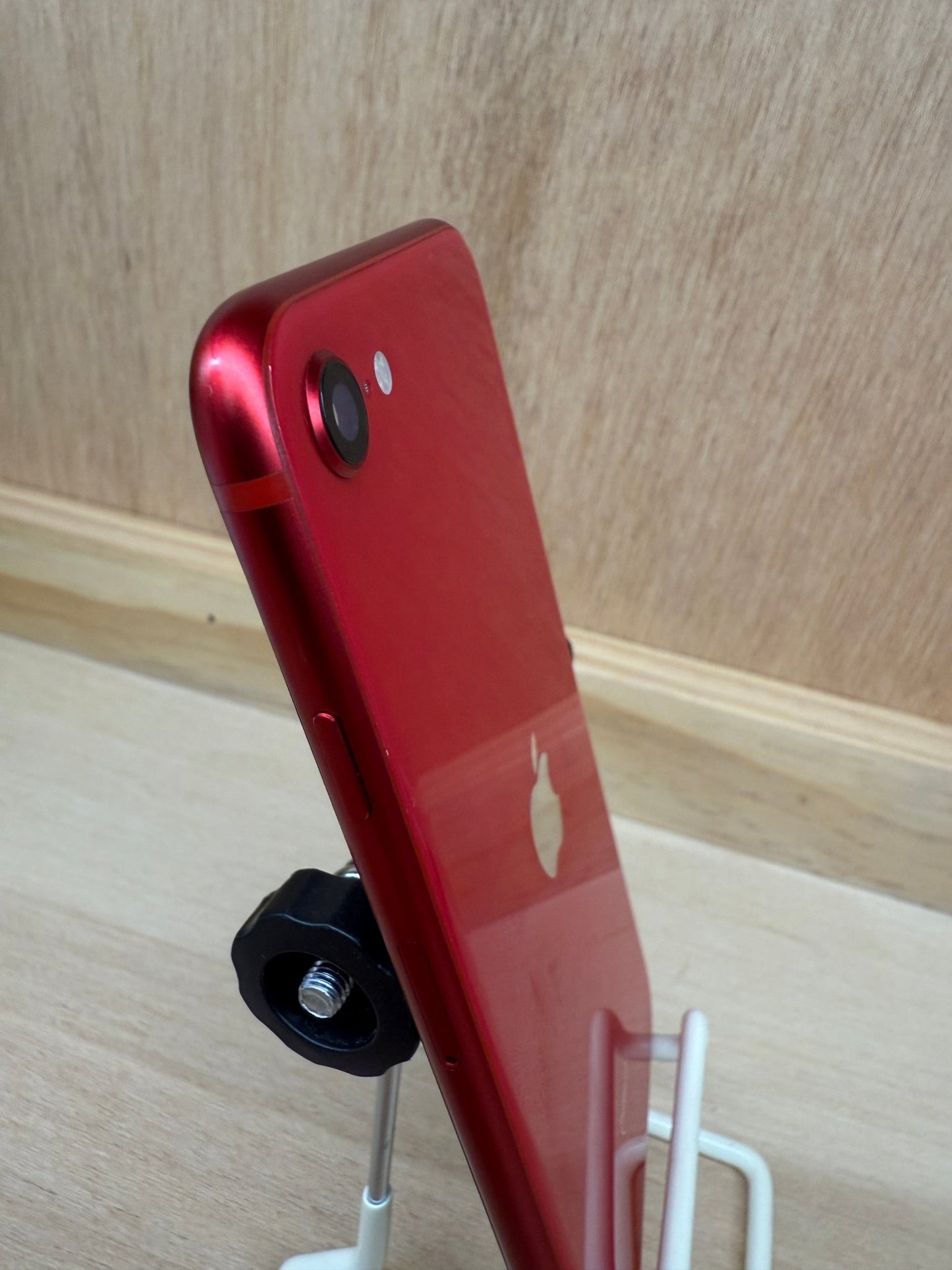 iPhone SE 2nd Gen - trade.com.au