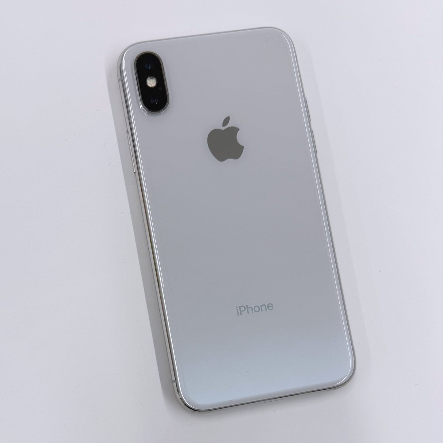 iPhone X 64GB Silver - trade.com.au