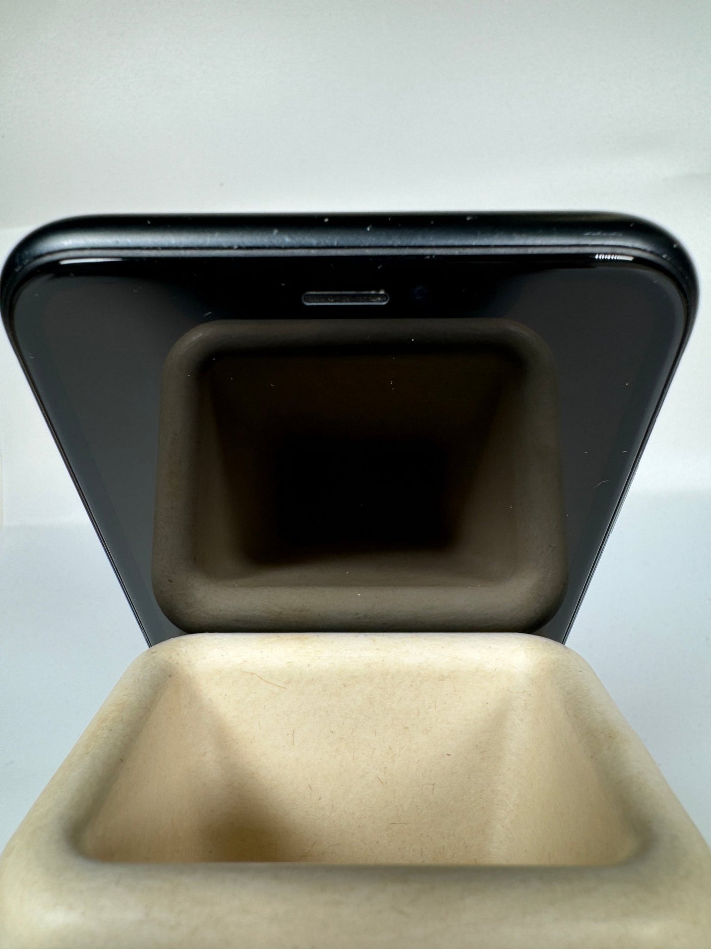 iPhone XR - trade.com.au