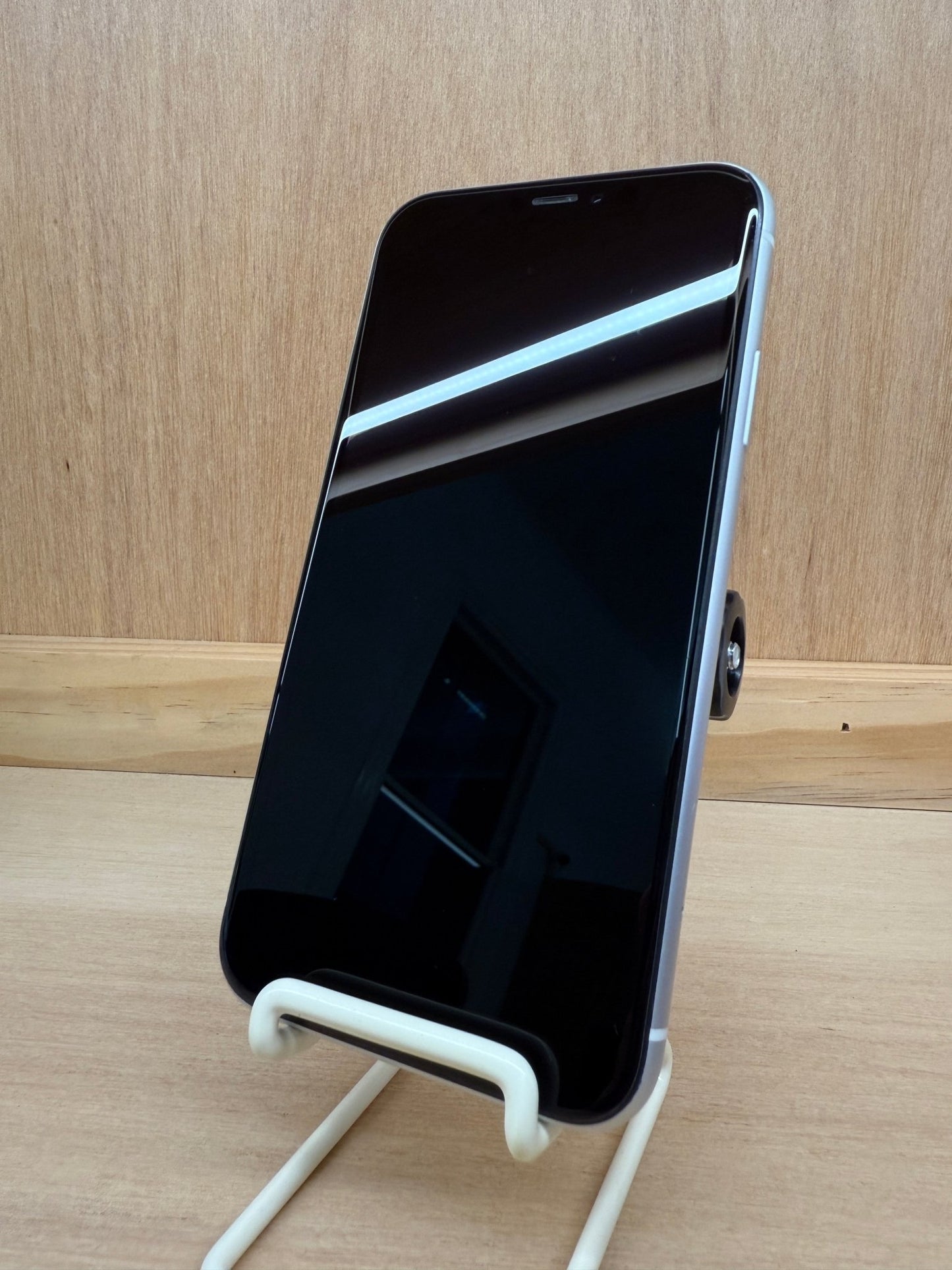 iPhone XR - trade.com.au