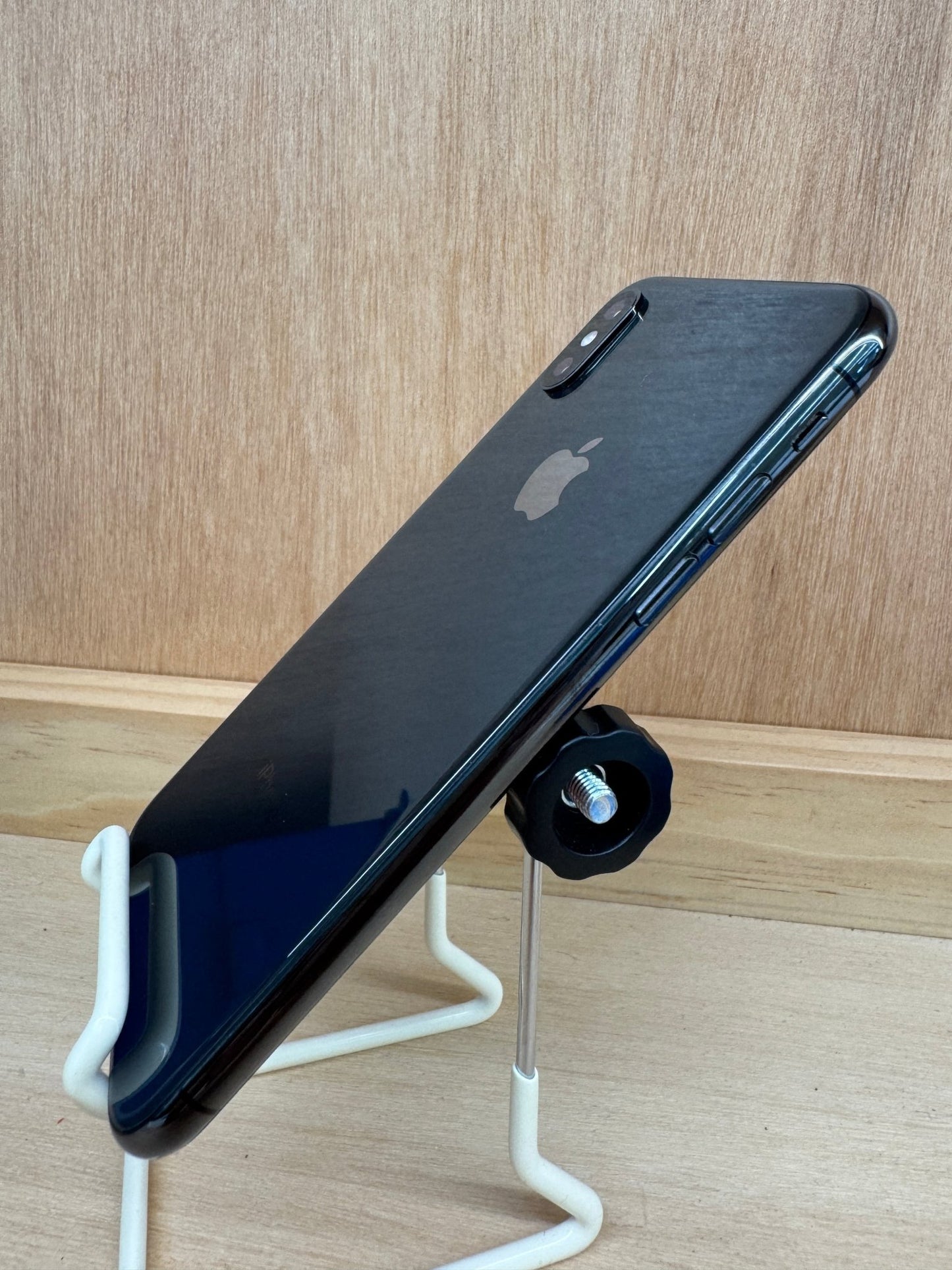 iPhone XS - trade.com.au