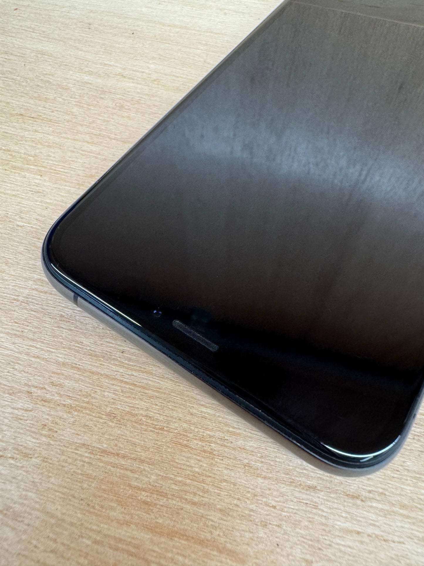 iPhone XS - trade.com.au