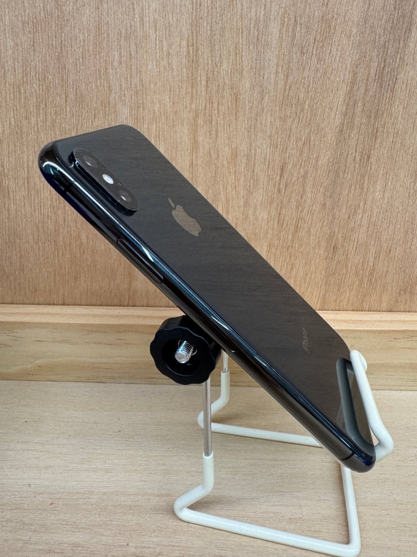 iPhone XS - trade.com.au