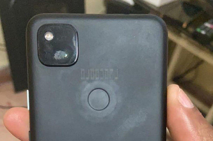 Google Pixel 4a prototype seen in the wild - trade.com.au