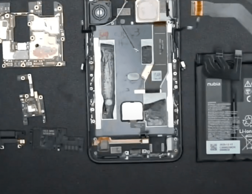 Guide on How to Clean iPhone Charger Port - trade.com.au