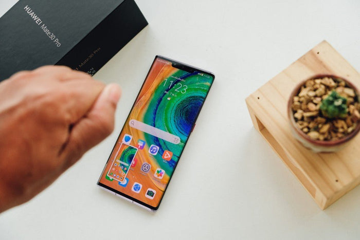Huawei Mate 30 Pro - 7 Reasons to Buy Huawei's High-End Flagship - trade.com.au