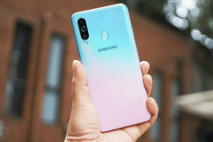 Samsung Galaxy A10: The cheapest phone here! - trade.com.au