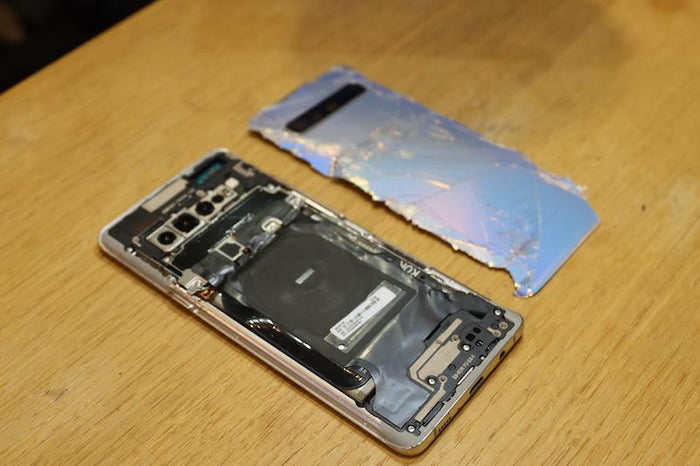 Sell Broken Phones in Brisbane - trade.com.au