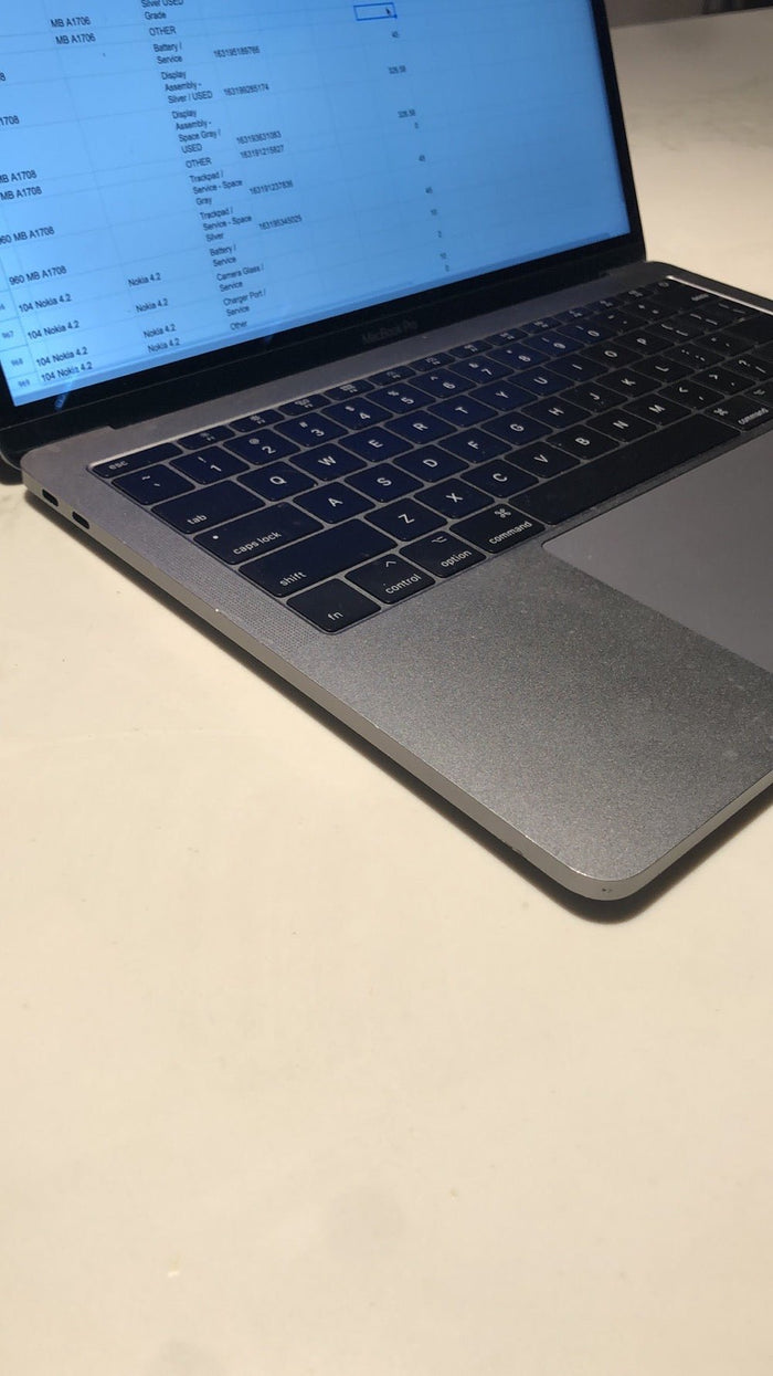 Where to Sell or Buy Your Screen Damaged MacBook Pro in Australia - trade.com.au