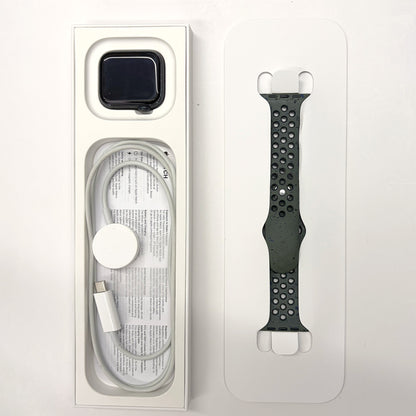 Apple Watch SE 40mm Series 2 Midnight GPS  C Grade T8526
