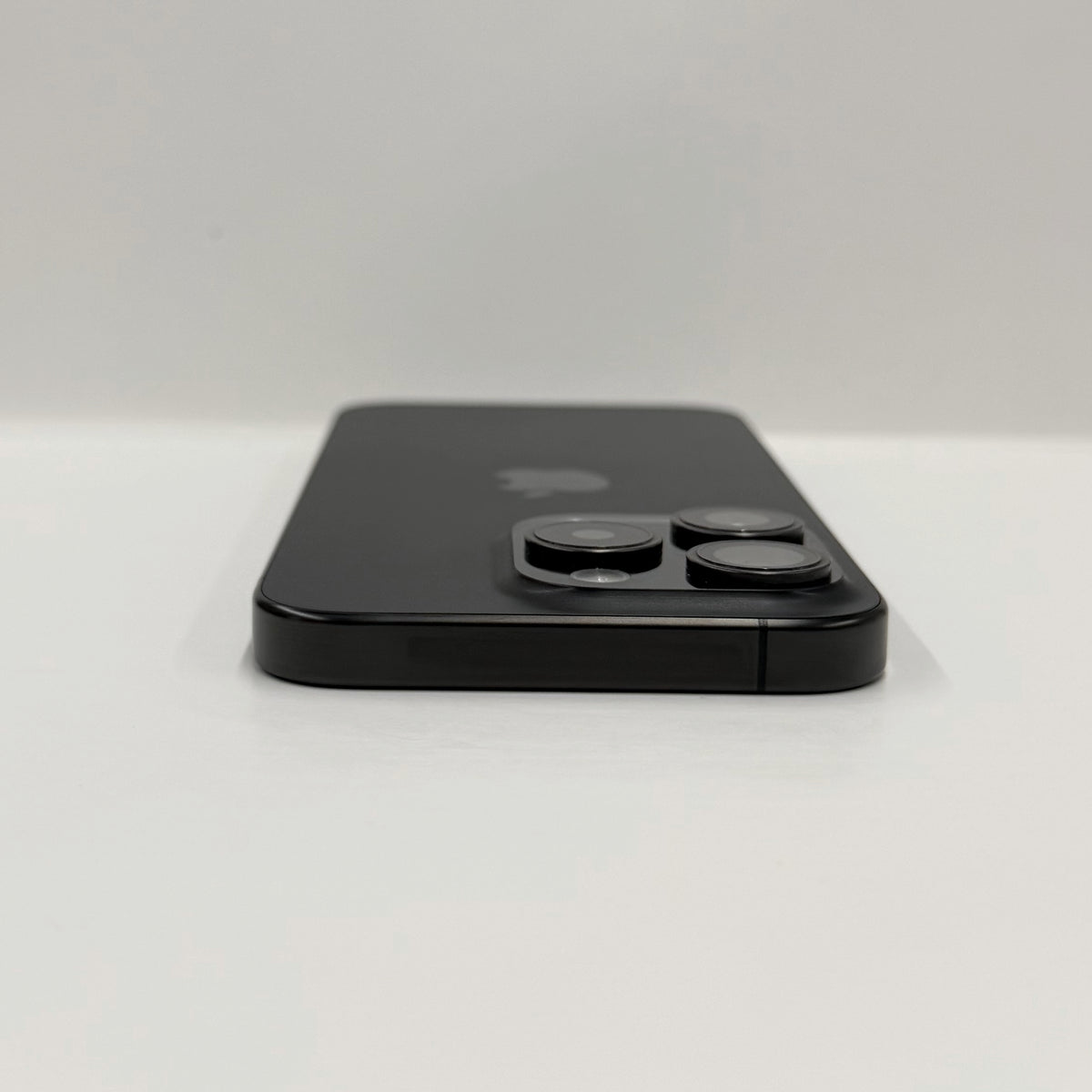iPhone 15 Pro 128GB Black Titanium T8349