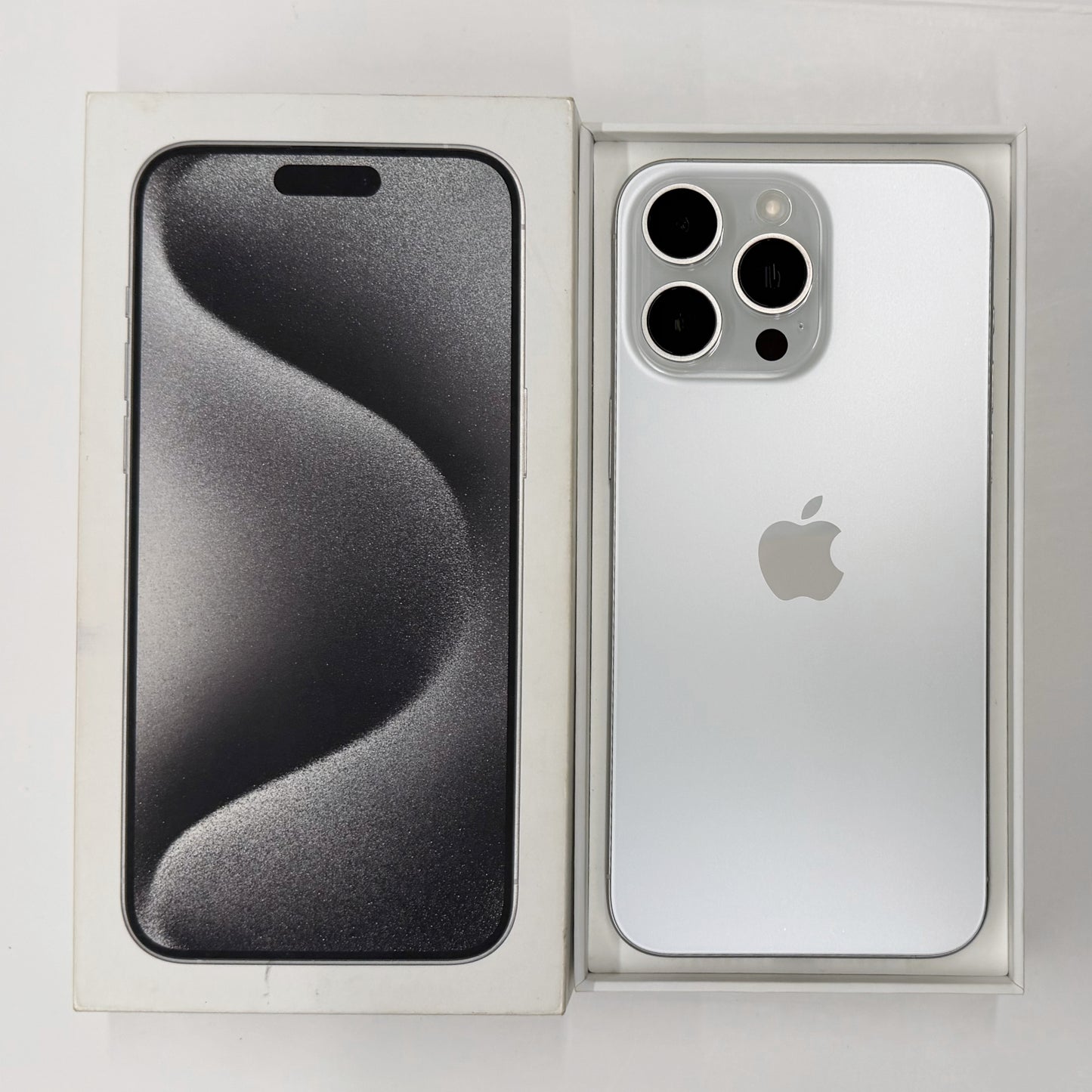 iPhone 15 Pro Max 1TB White Titanium T8415