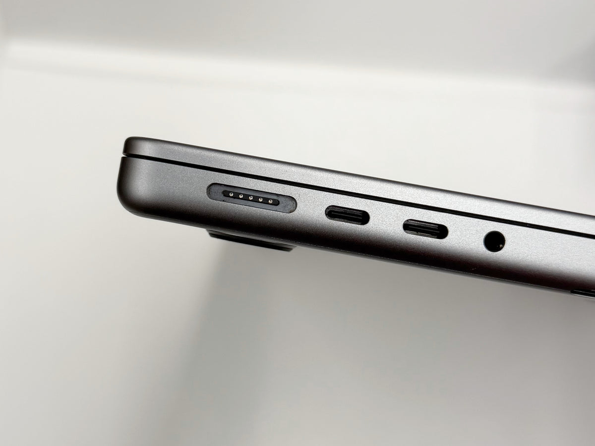 MacBook Pro M3 14" (A2918) 512GB Space Grey 2023 - T8402