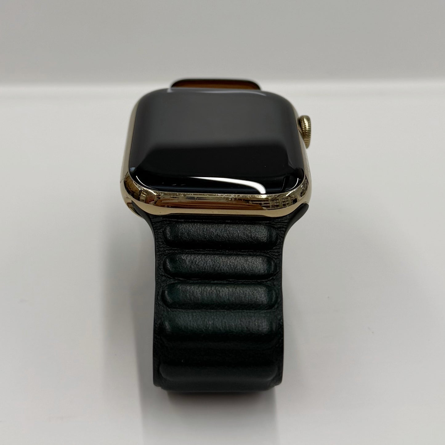 Apple Watch Series 9 GPS + Cellular, 45mm Gold Stainless with Strap T8355