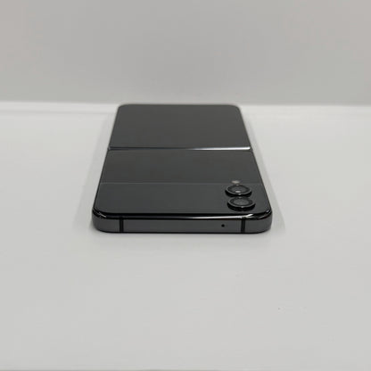 Samsung Galaxy Z Flip 4 256GB Graphite T8117