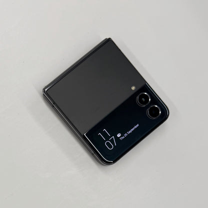 Samsung Galaxy Z Flip 4 256GB Graphite T8117