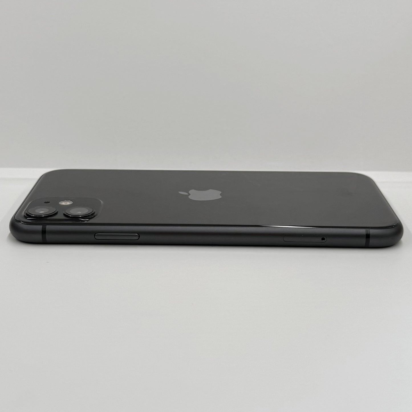 iPhone 11 128GB Black T8216