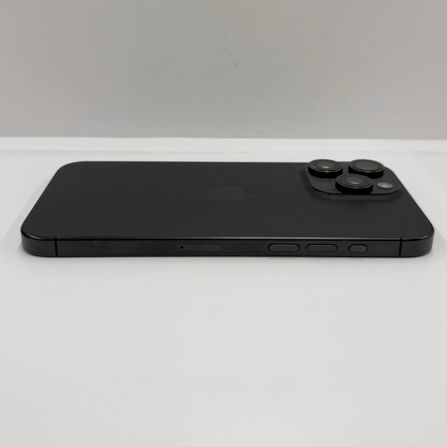 iPhone 15 Pro Max 512GB Black Titanium - T8231