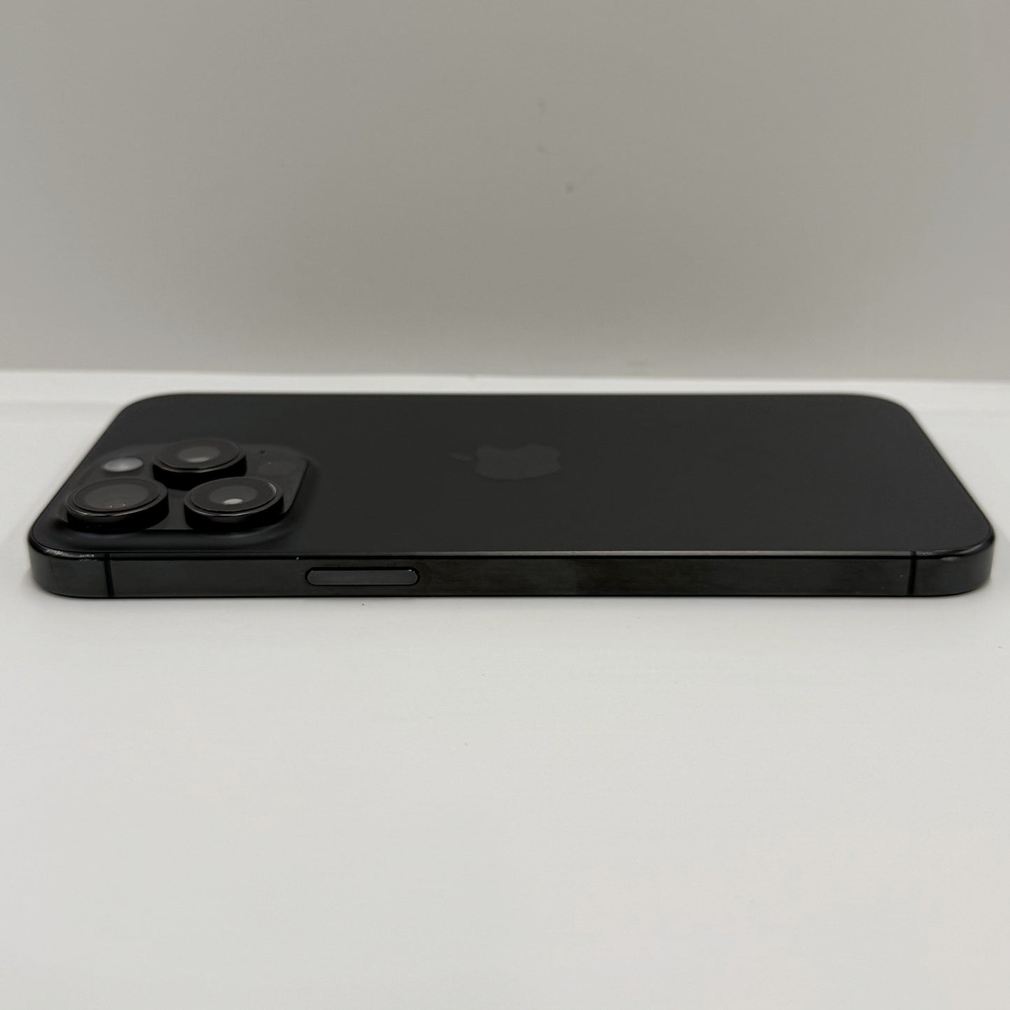 iPhone 15 Pro Max 512GB Black Titanium - T8231