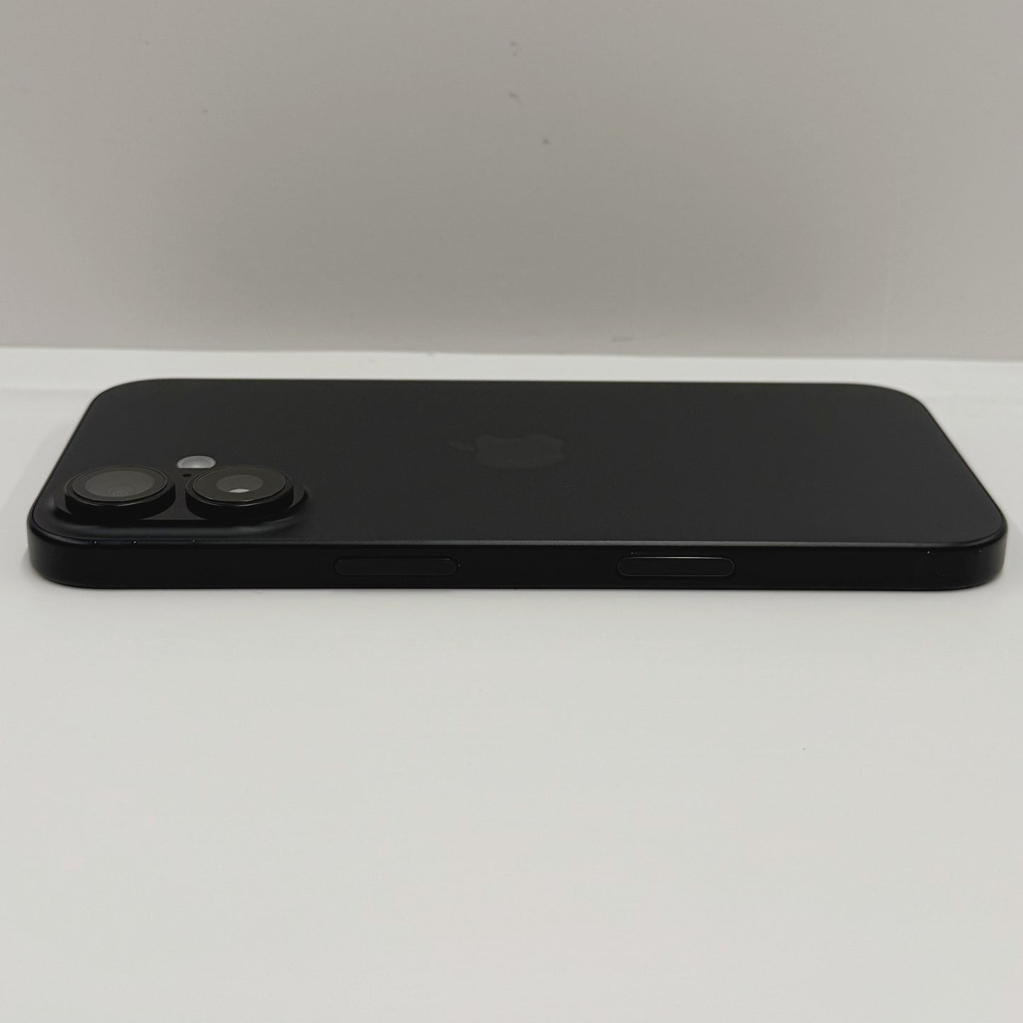 iPhone 16 128GB Black T8233