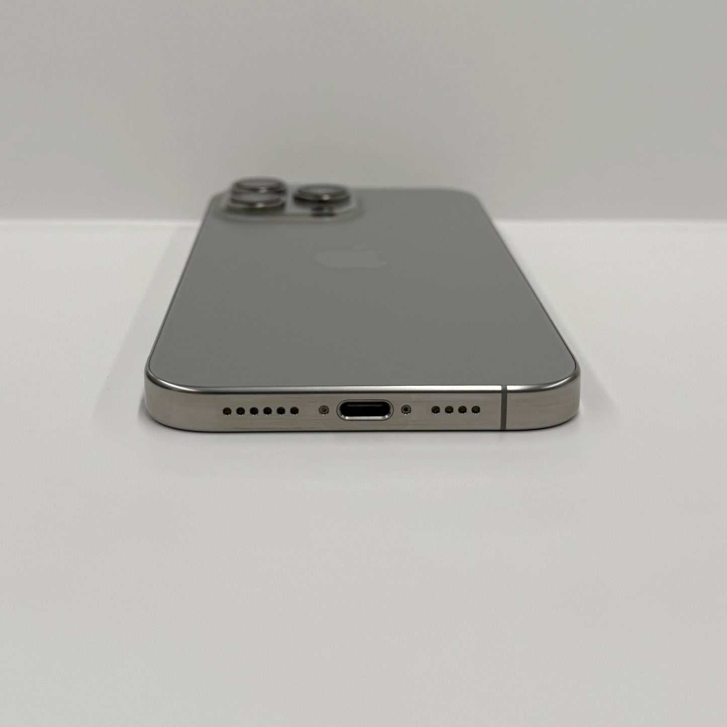 iPhone 16 Pro Max 256GB Natural Titanium T8240