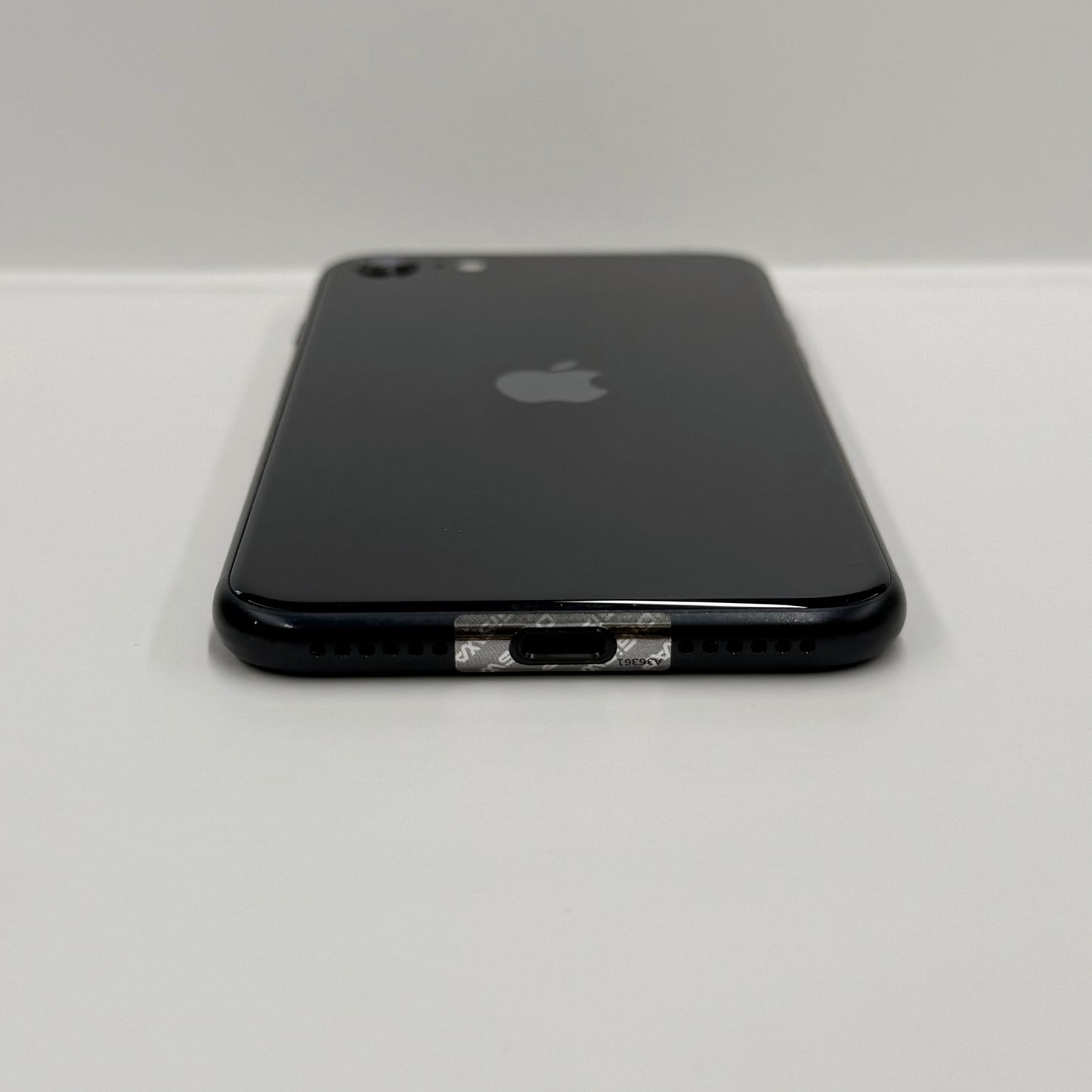 iPhone SE 3rd Gen 64GB Midnight T8241