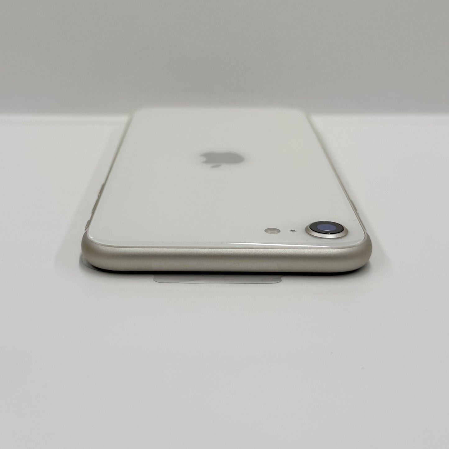 iPhone SE 3rd Gen 64GB Starlight T8242