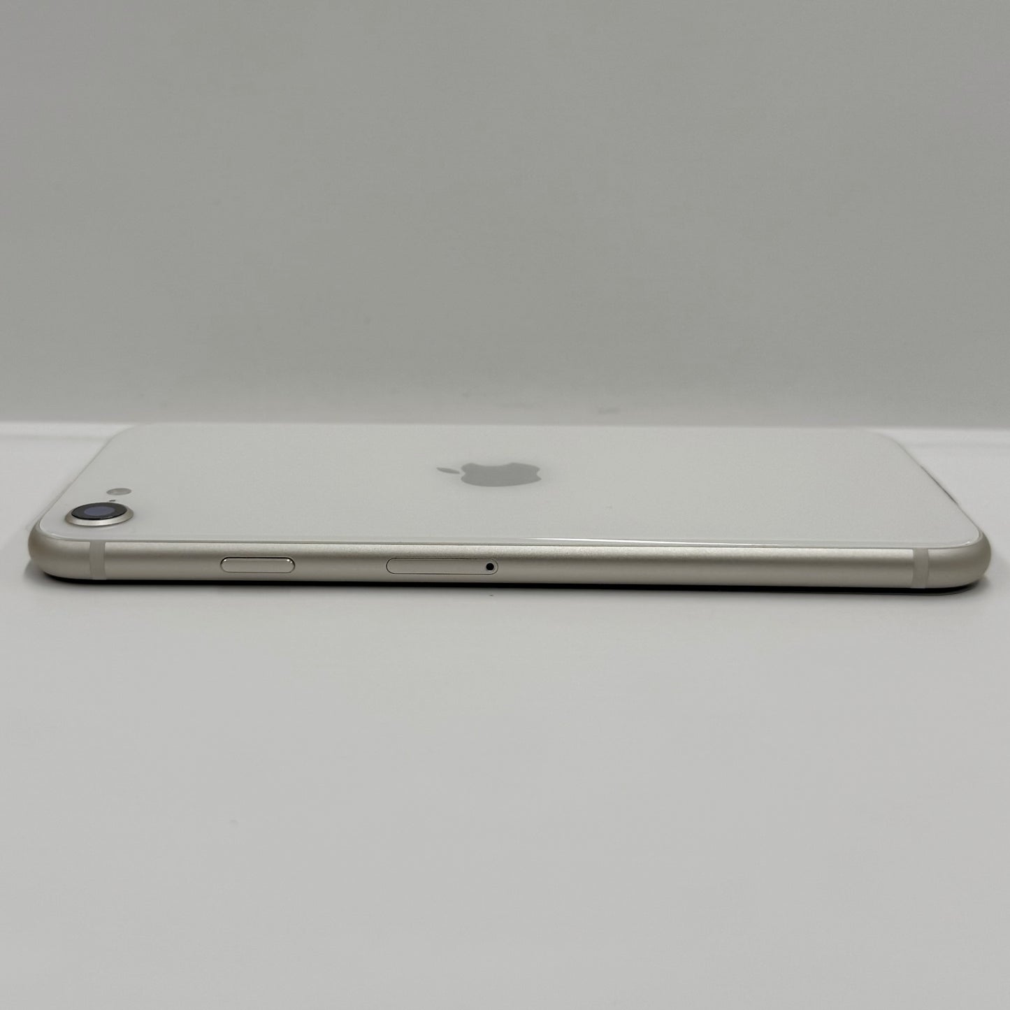 iPhone SE 3rd Gen 64GB Starlight T8242