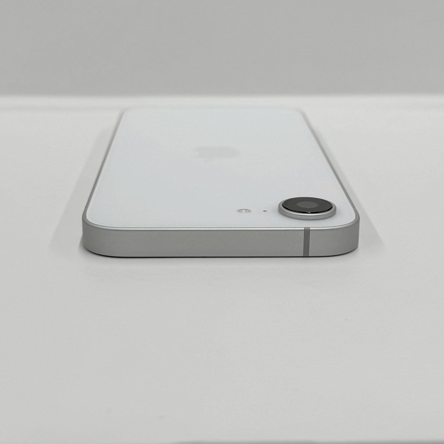 iPhone 16e 128GB White T8092