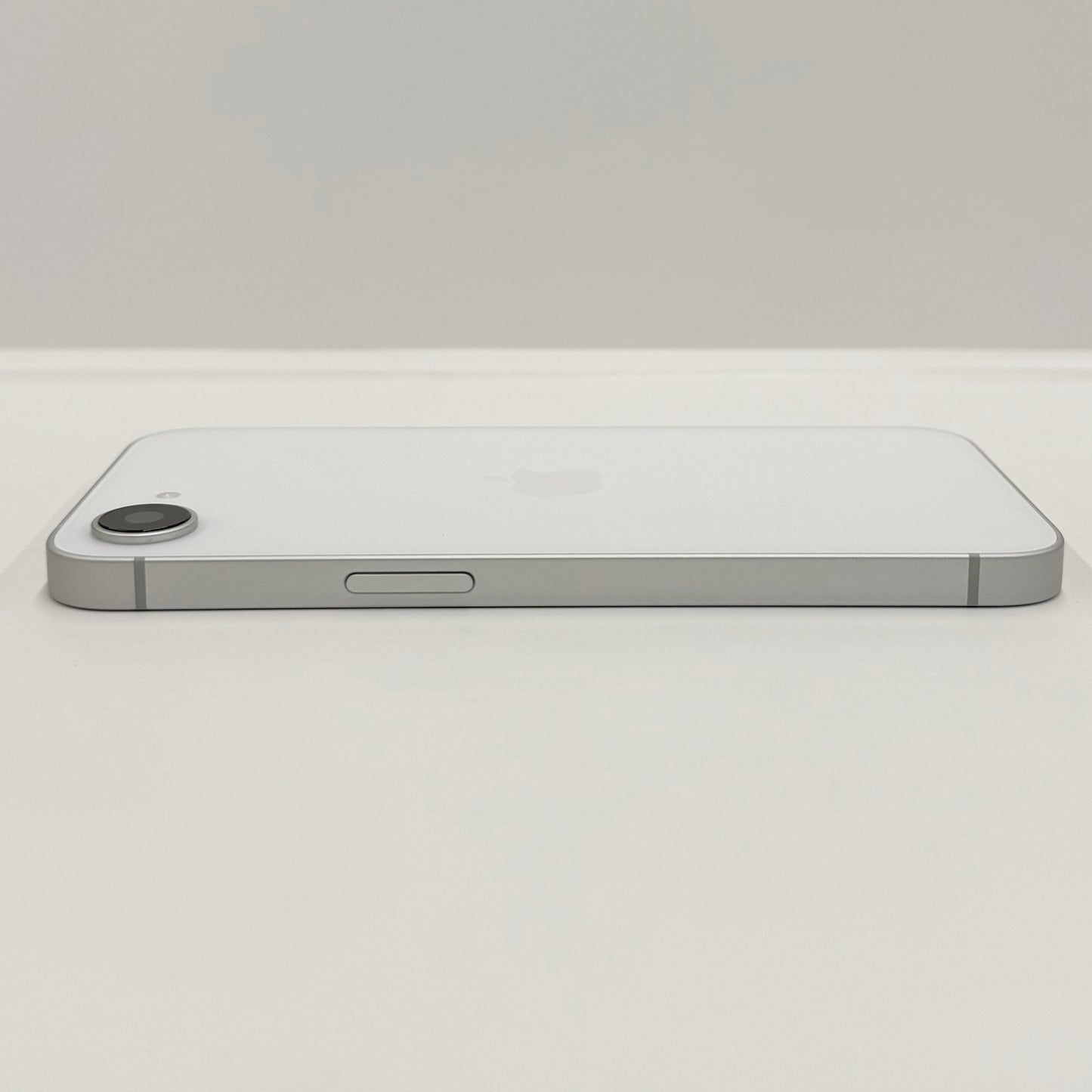 iPhone 16e 128GB White T8092