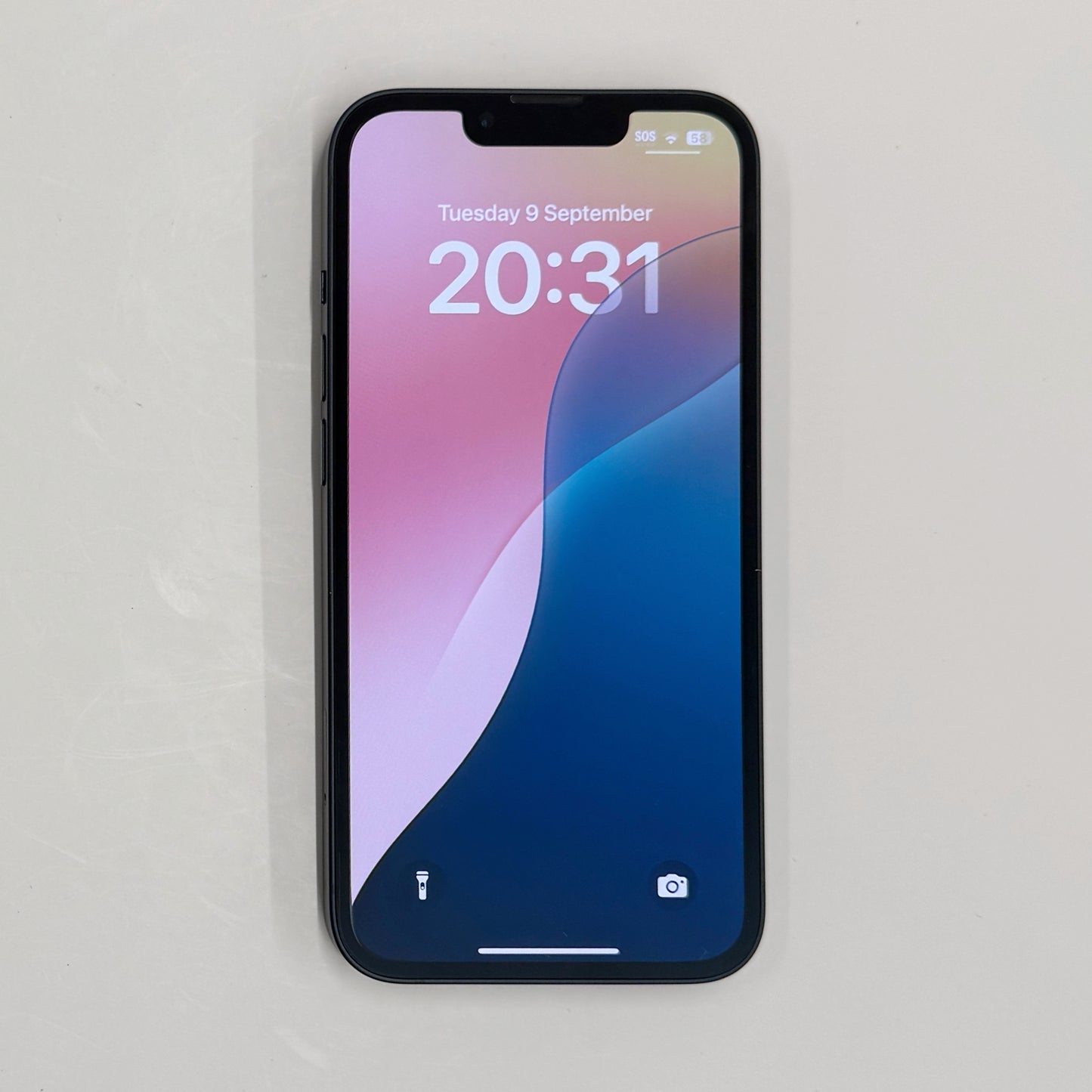 iPhone 13 128GB Midnight T8095