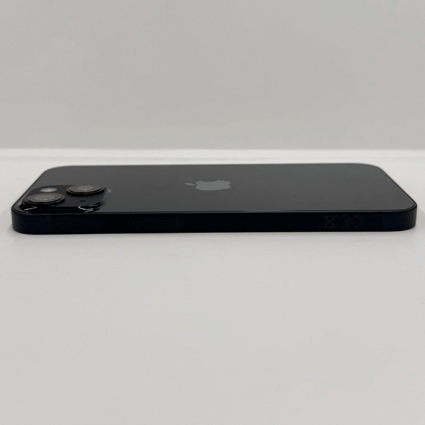 iPhone 13 128GB Midnight T8095