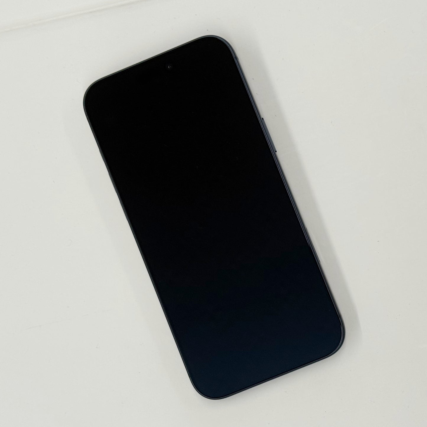 iPhone 17 Pro Max 256GB Deep Blue 1 Cycle on Battery only T8264