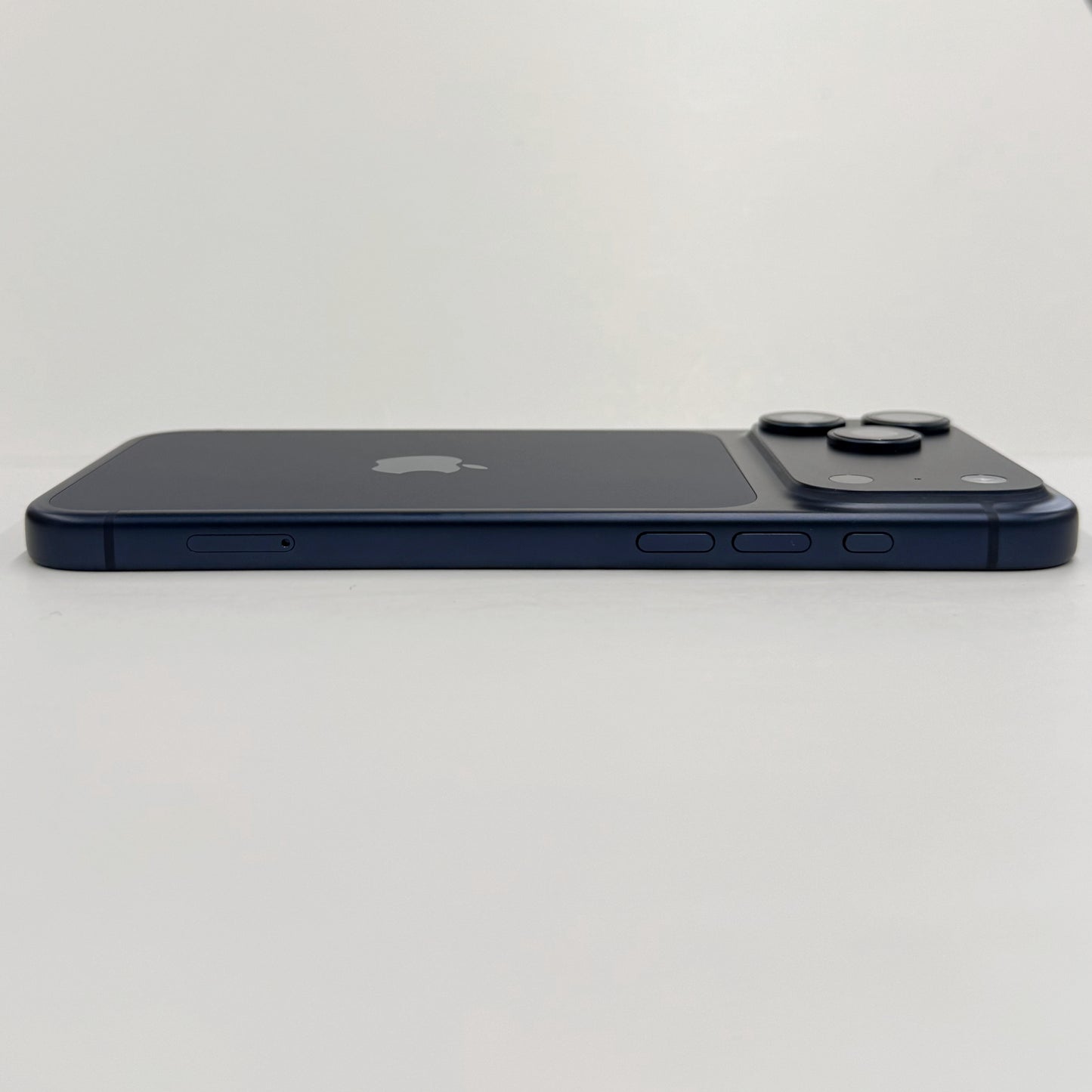 iPhone 17 Pro Max 256GB Deep Blue 1 Cycle on Battery only T8264