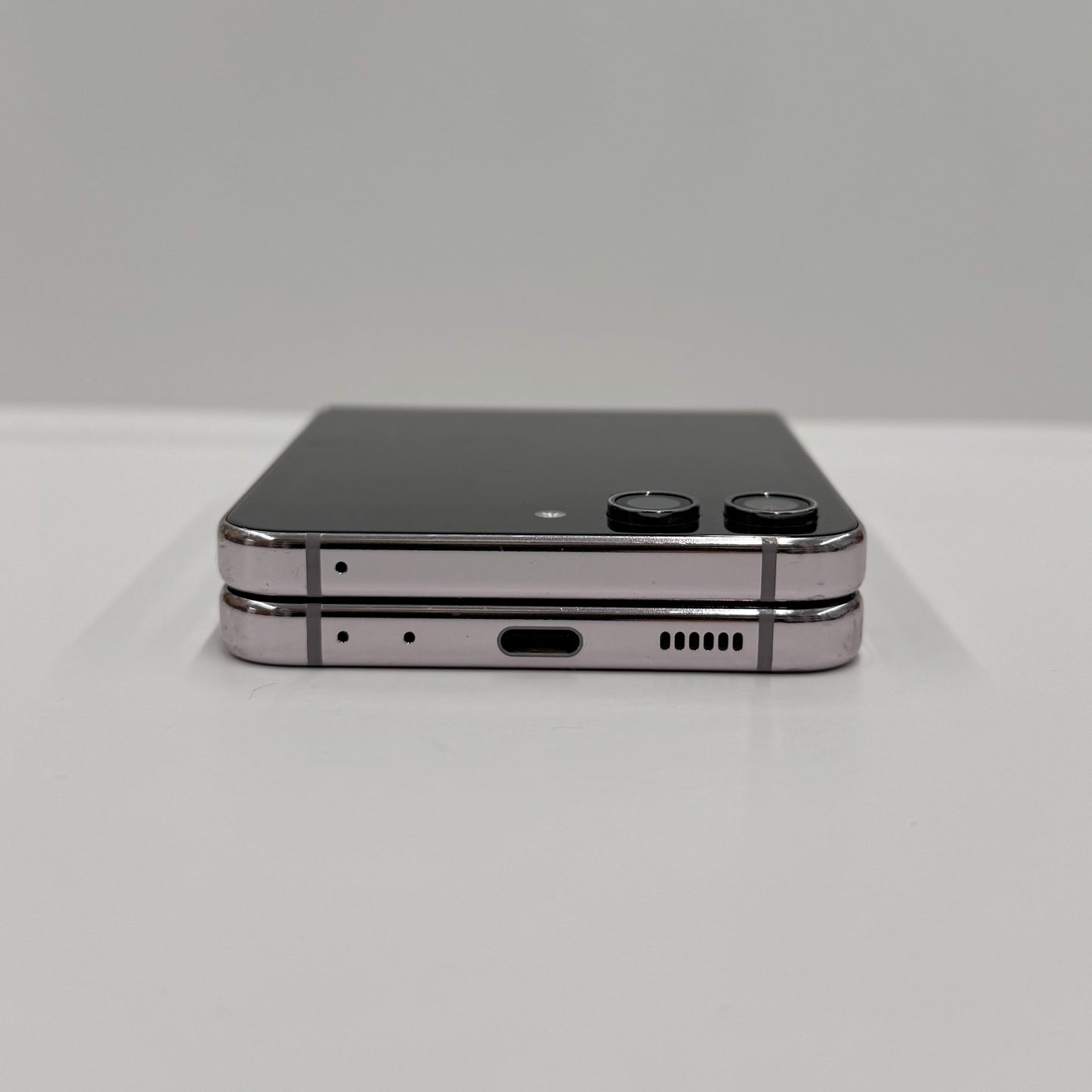 Samsung Galaxy Z Flip 5 256GB Lavender T8107