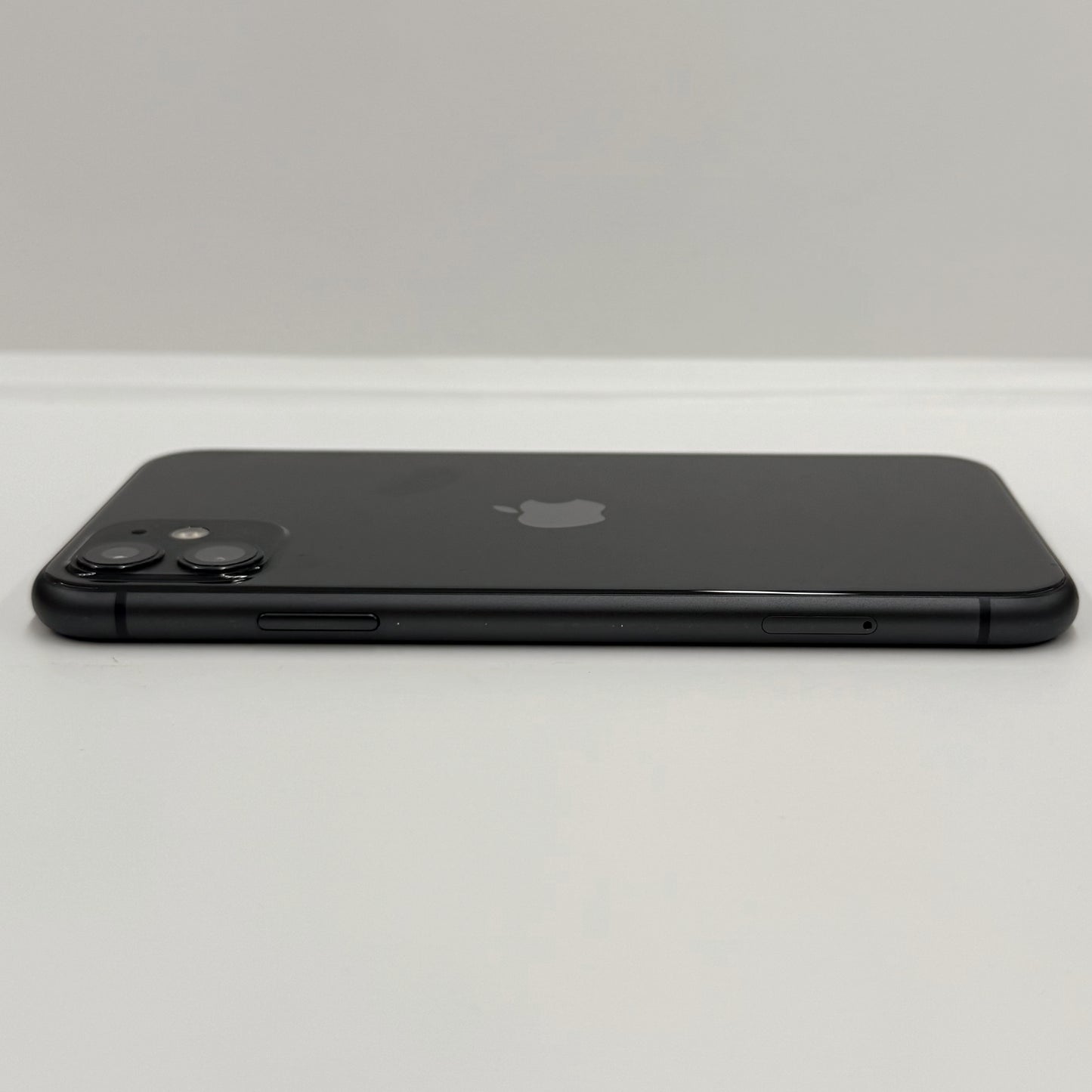 iPhone 11 64GB Black T8110