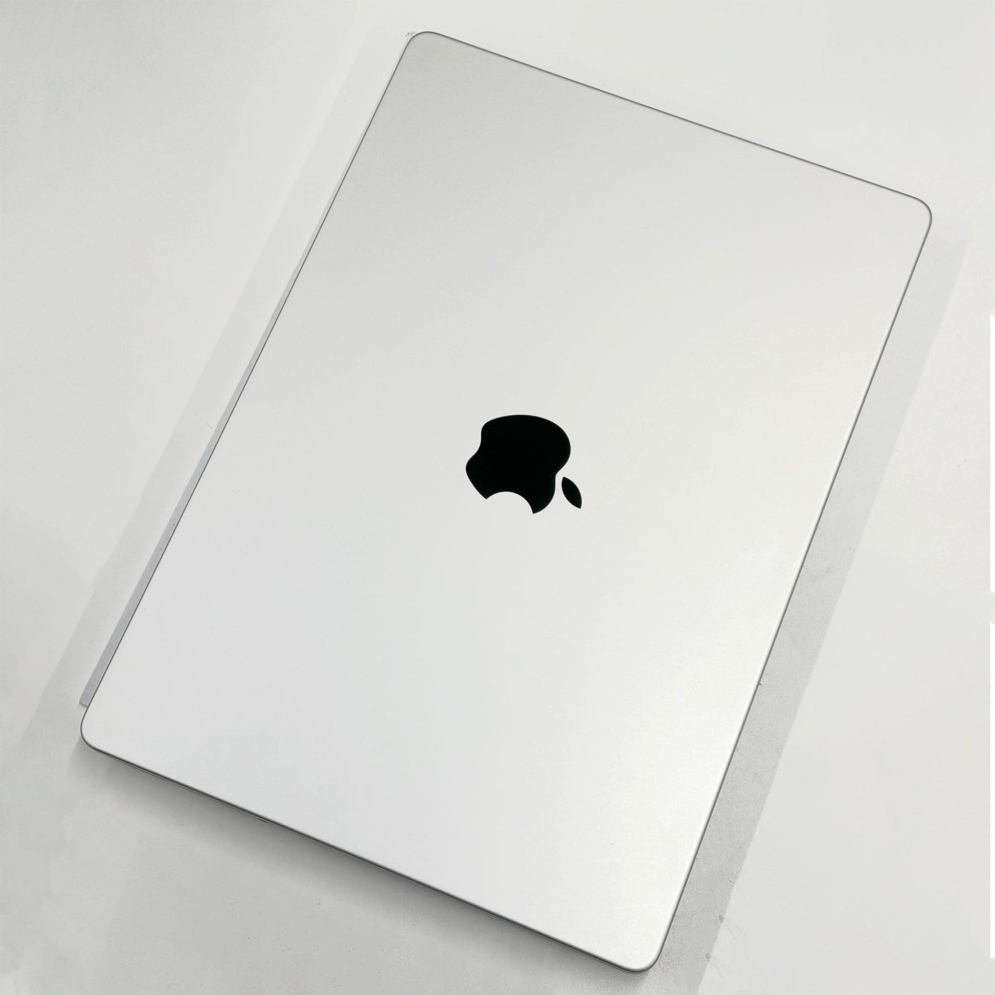 MacBook Pro M4 14" (A3112) 512GB 16GB 10-Core Starlight T8993