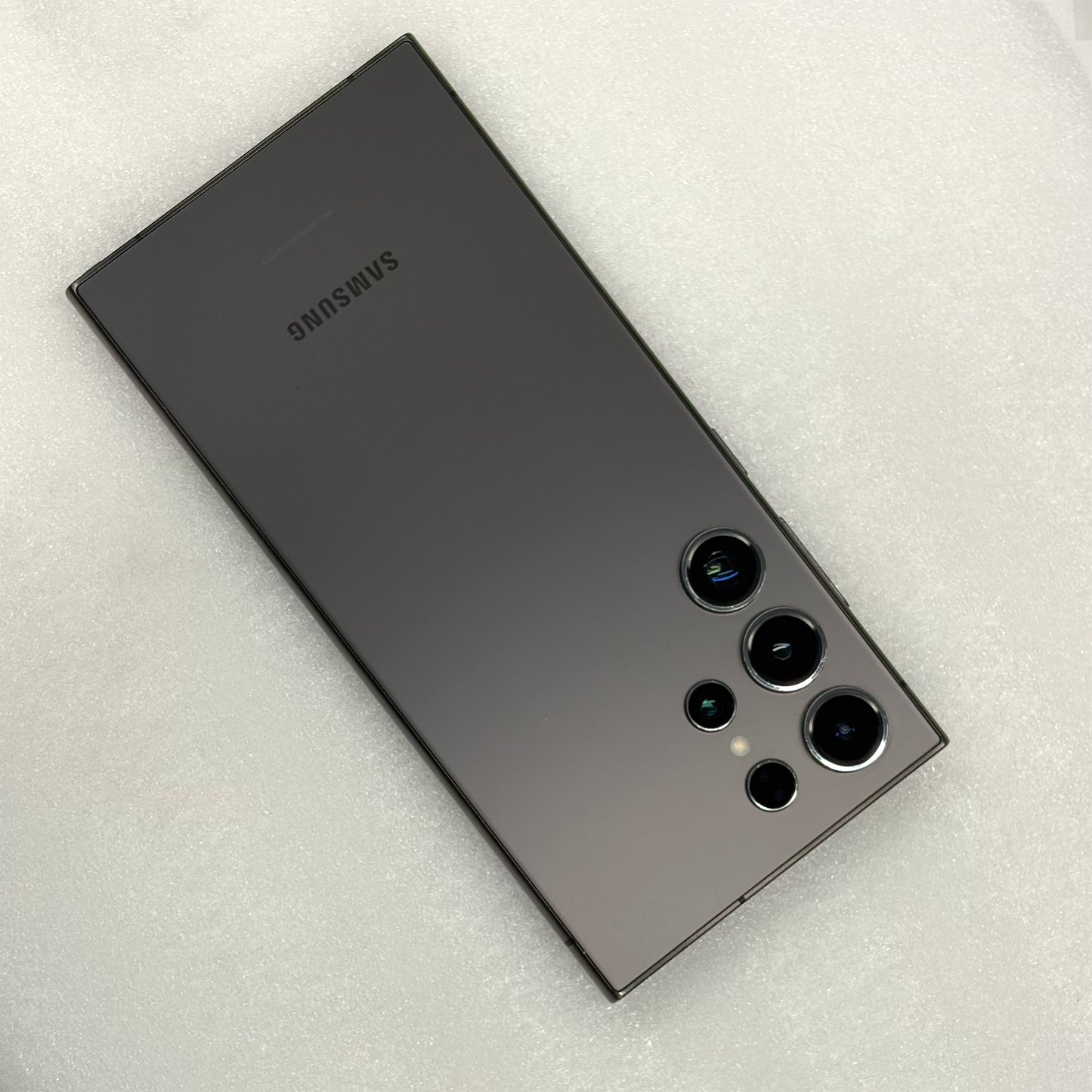 Samsung Galaxy S24 Ultra 256GB Titanium Black A Grade 90% Battery T8612