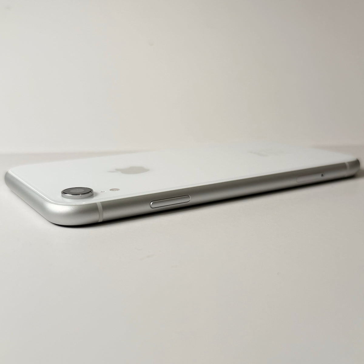 iPhone XR 64GB White A Grade 100% Battery T8762