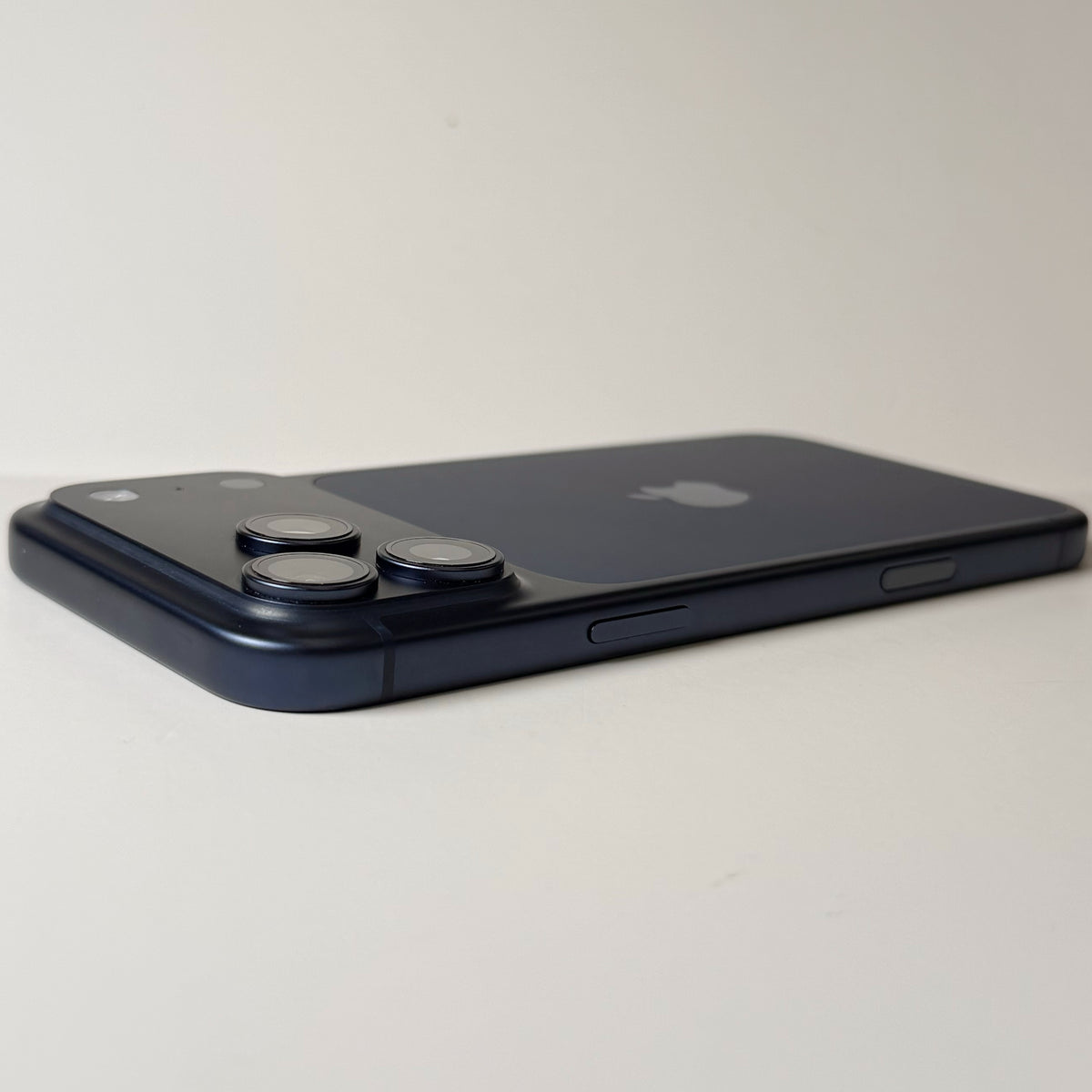 iPhone 17 Pro Max 256GB Deep Blue A Grade 100% Battery T8764