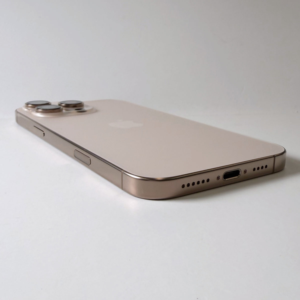 iPhone 16 Pro Max 256GB Desert Titanium B Grade 90% Battery T8770