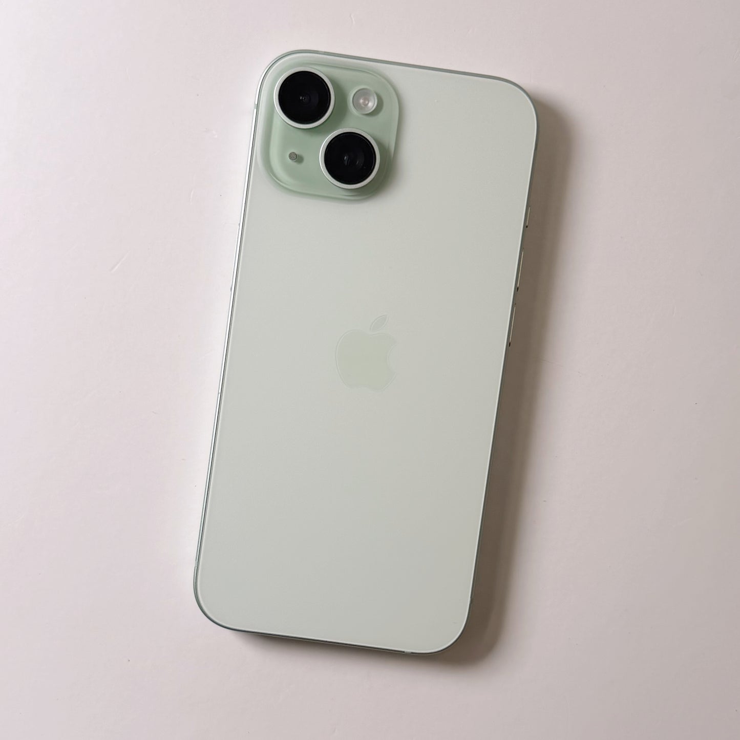 iPhone 15 128GB Green C Grade 96% Battery T8778